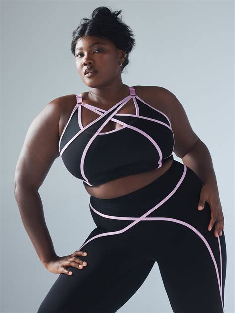 fenty plus size clothes.